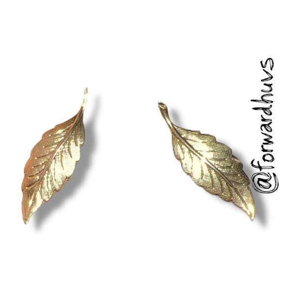 Bundle Sale 3 for $15 | Gold-Tone Leaf Clip On Earrings - Picture 6 of 10